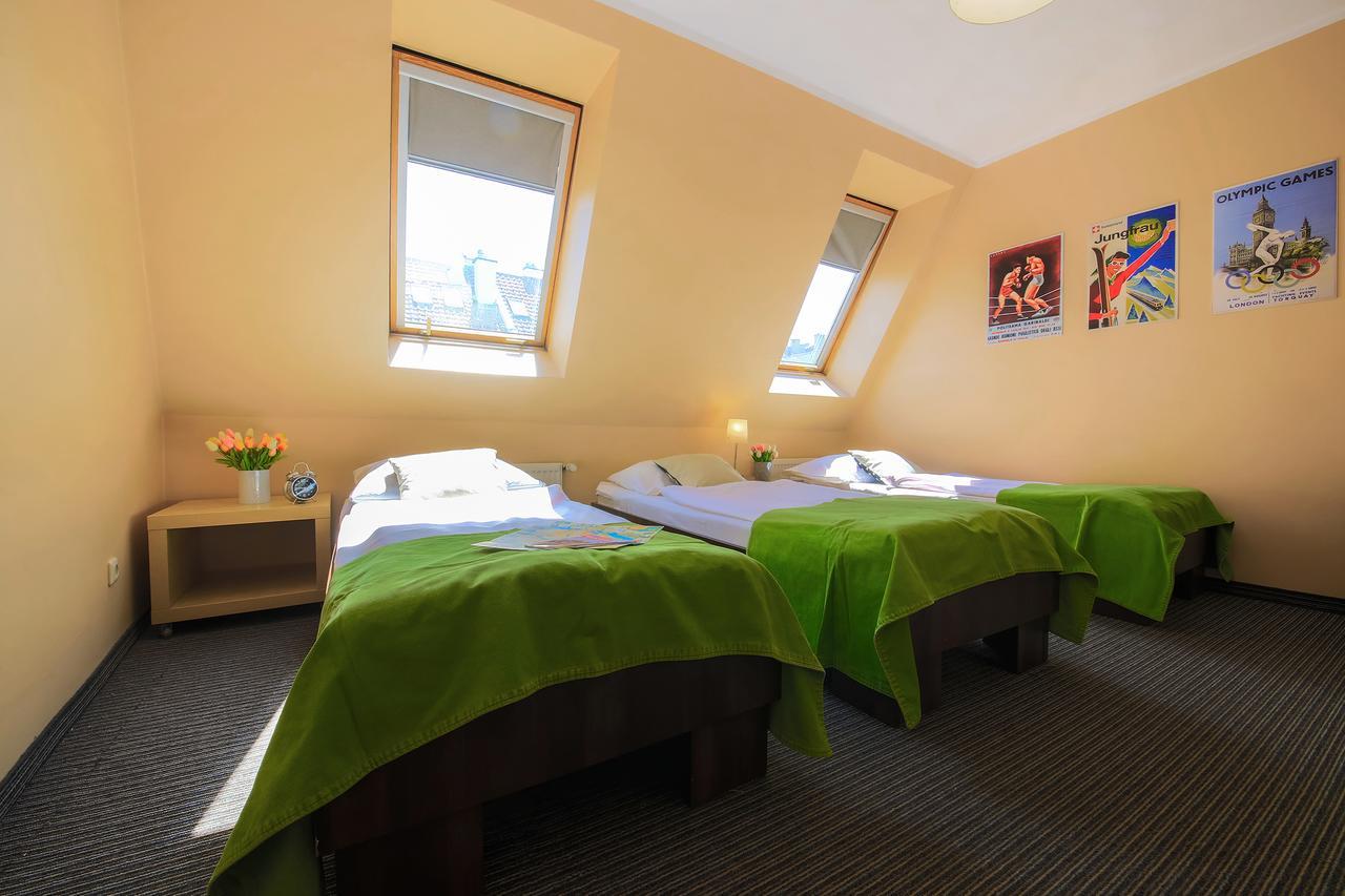 Glow Hostel Wrocław Dış mekan fotoğraf