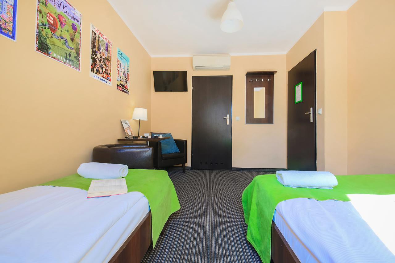 Glow Hostel Wrocław Dış mekan fotoğraf