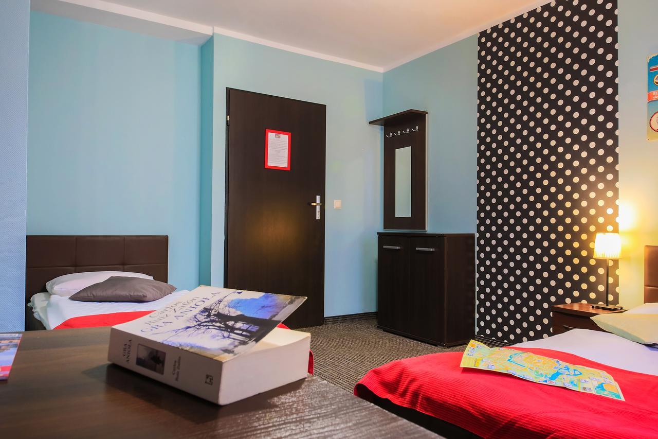 Glow Hostel Wrocław Dış mekan fotoğraf