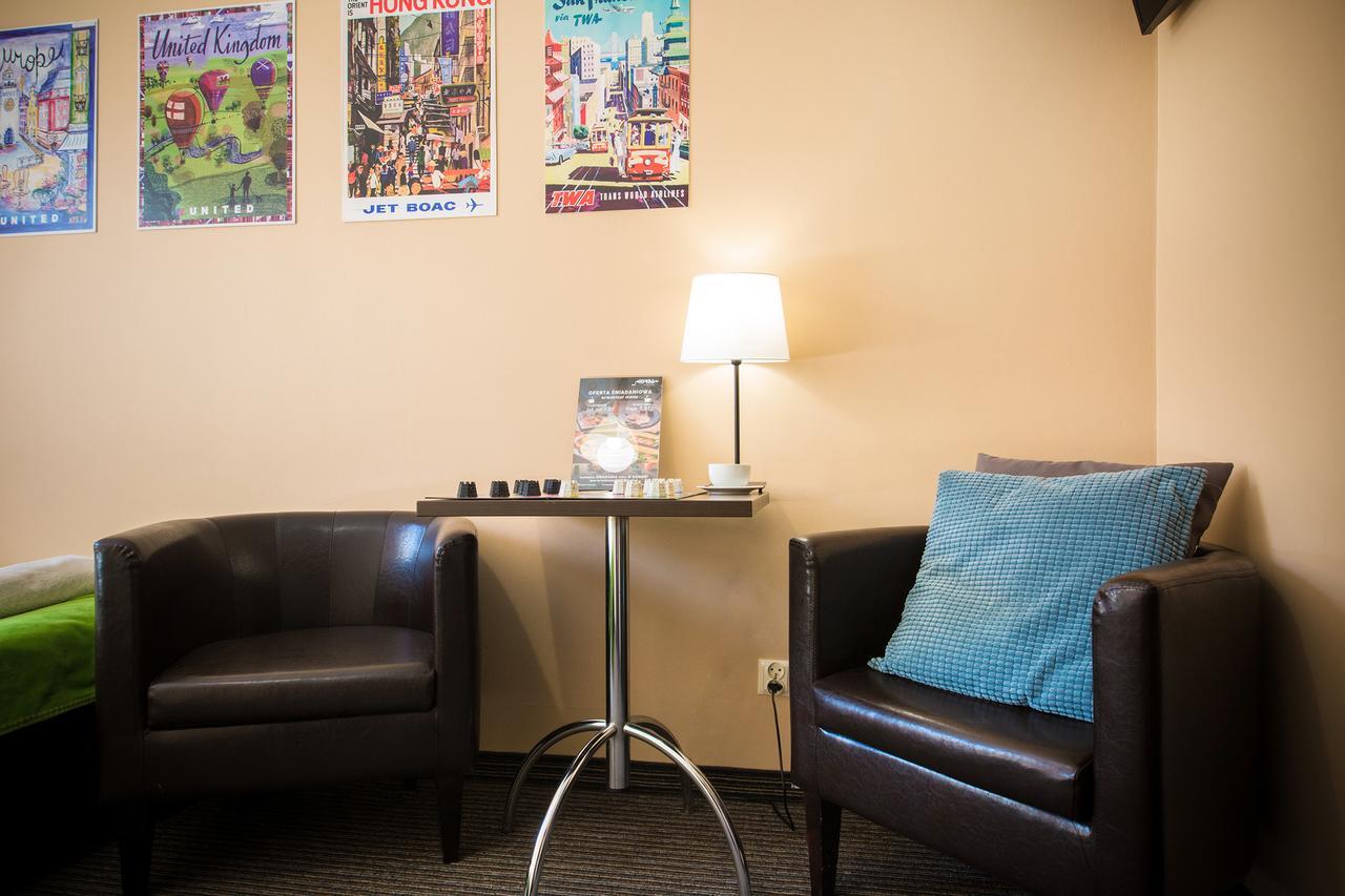 Glow Hostel Wrocław Dış mekan fotoğraf