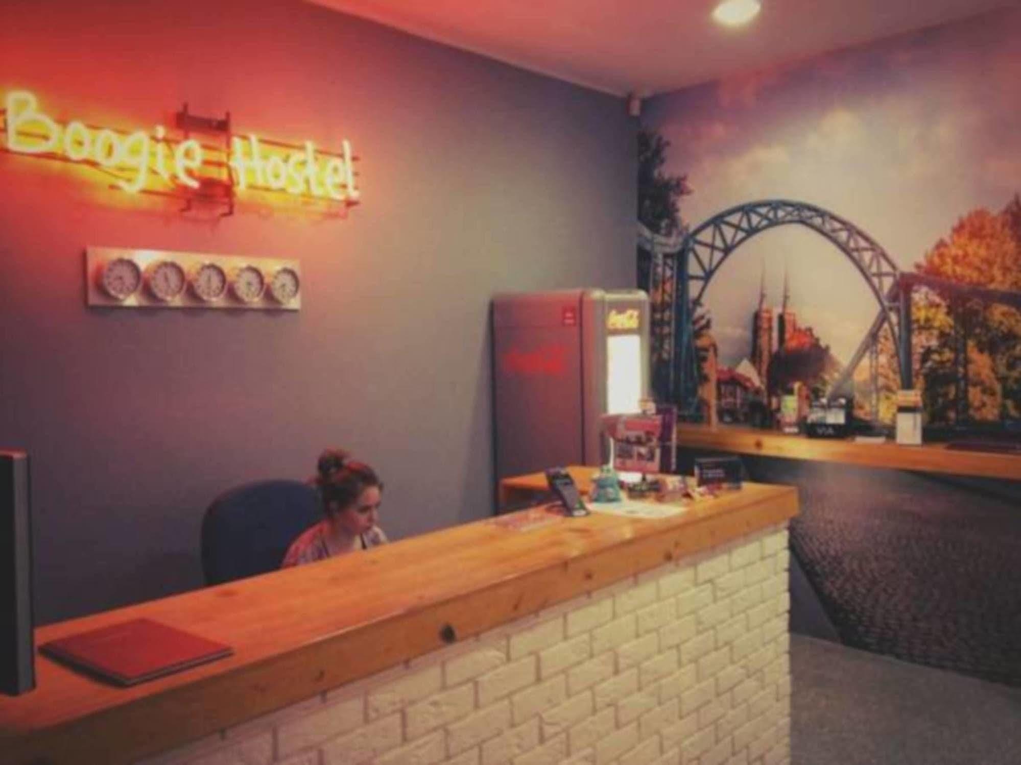 Glow Hostel Wrocław Dış mekan fotoğraf